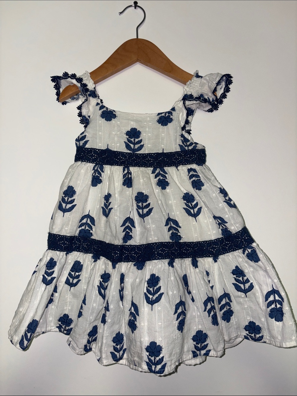 Girls White & Navy Floral Tiered Dress - Brand Unspecified